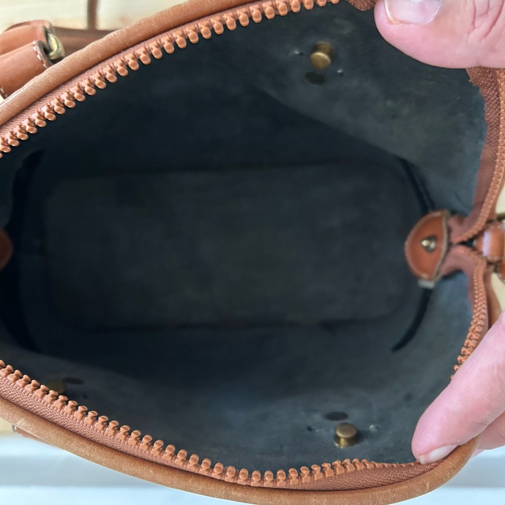 Vintage Dooney & Bourke Domed All Wear Leather Purse Norfolk Satchel Collection - Picture 12 of 13